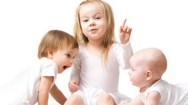 Как развить речь у детей раннего возраста? Как развить речь у детей раннего возраста?