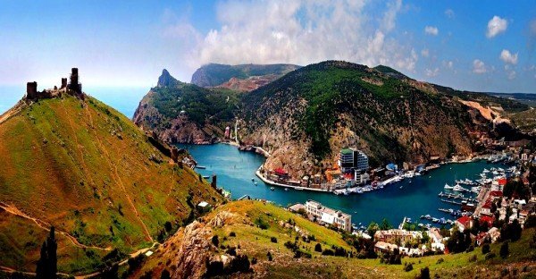 Что посмотреть в Балаклаве? Что посмотреть в Балаклаве?