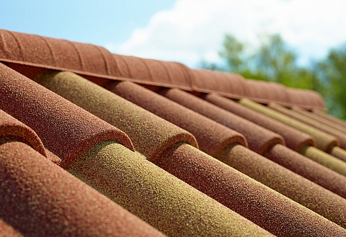 Композитная черепица: какие у неё плюсы