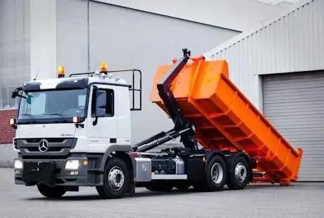 Зачем нужен вывоз строительного мусора и как он устроен